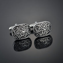 Carica l'immagine nel visualizzatore di Gallery, New Arrive Shirt Cufflinks Festival Christmas Cuff Links For Wedding Party FashionWooden/Knot/Dragon Men Sleeve Shirt Cufflinks