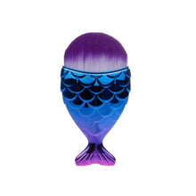 Carica l&#39;immagine nel visualizzatore di Gallery, Mermaid Shape Makeup Brush
