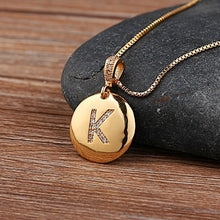 Cargar imagen en el visor de la galería, Top Quality Initial Letter Necklace Gold 26 Letters | Charm Necklaces Pendants
