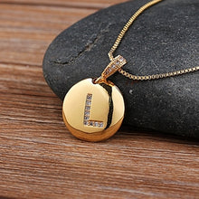 Cargar imagen en el visor de la galería, Top Quality Initial Letter Necklace Gold 26 Letters | Charm Necklaces Pendants
