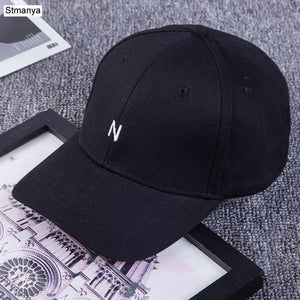 New New Maple leaves Baseball Cap for Men Women Embroidery Baseball Hat Sports Avoid Outdoor Sun Hot Adjustable Travel Cap