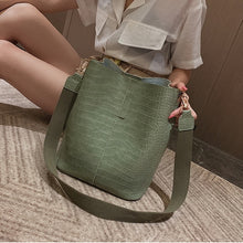 Ladda upp bild till gallerivisning, Ansloth Crocodile Crossbody Bag For Women Shoulder Bag Brand Designer Women Bags Luxury PU Leather Bag Bucket Bag Handbag HPS405
