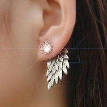 Cargar imagen en el visor de la galería, Hot Crystal Flower Stud Earrings for Women Fashion Jewelry Gold Silver Rhinestones Earrings Gift for Party and Best Friend
