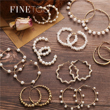 Cargar imagen en el visor de la galería, Simple Plain Gold Color Metal Pearl Hoop Earrings Fashion Big Circle Hoops Statement Earrings for Women Party Jewelry
