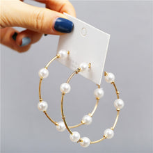 Lataa kuva Galleria-katseluun, Simple Plain Gold Color Metal Pearl Hoop Earrings Fashion Big Circle Hoops Statement Earrings for Women Party Jewelry
