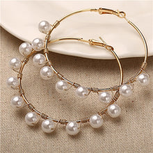 Cargar imagen en el visor de la galería, Simple Plain Gold Color Metal Pearl Hoop Earrings Fashion Big Circle Hoops Statement Earrings for Women Party Jewelry
