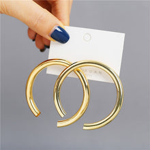 Indlæs billede til gallerivisning Simple Plain Gold Color Metal Pearl Hoop Earrings Fashion Big Circle Hoops Statement Earrings for Women Party Jewelry
