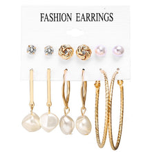 Cargar imagen en el visor de la galería, Simple Plain Gold Color Metal Pearl Hoop Earrings Fashion Big Circle Hoops Statement Earrings for Women Party Jewelry
