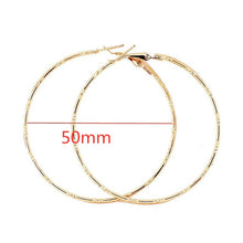 Cargar imagen en el visor de la galería, 40mm 60mm 70mm 80mm Exaggerate Big Smooth Circle Hoop Earrings Brincos Simple Party Round Loop Earrings for Women Jewelry
