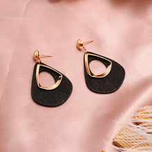 Load image into Gallery viewer, New Fashion Round Dangle Drop Korean Earrings For Women | Geometric Round Heart Gold Earring 2020
