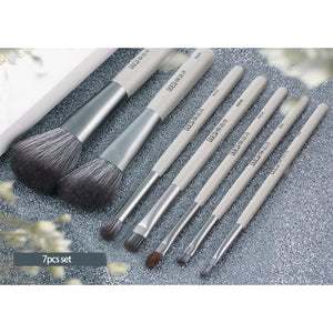 Cool Design Makeup Brushes