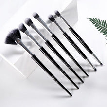 Lataa kuva Galleria-katseluun, Cool Design Makeup Brushes
